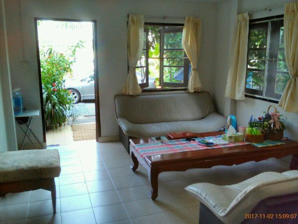 Young and Beautiful : photo 3 de la chambre chambre simple - vue sur parc