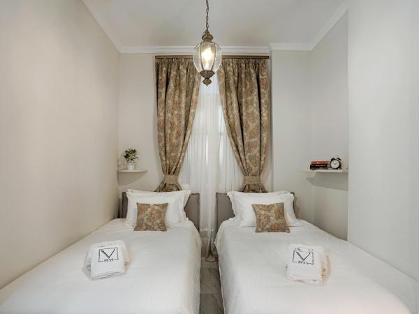 V1935 Luxurious Apartments : photo 5 de la chambre studio