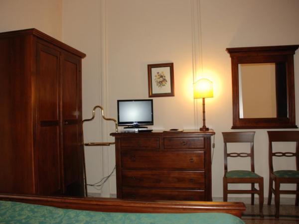 Hotel del Centro : photo 8 de la chambre chambre simple