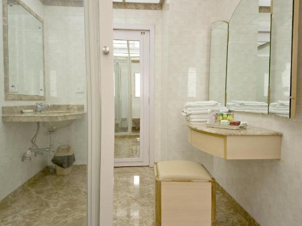 Hotel Godwin - Colaba : photo 1 de la chambre chambre standard