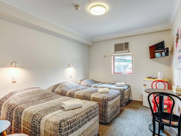 Arena Hotel (formerly Sleep Express Motel) : photo 4 de la chambre chambre familiale (6 adultes)