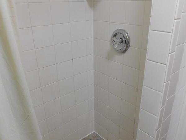 Filmores Hotel : photo 8 de la chambre chambre triple climatisée