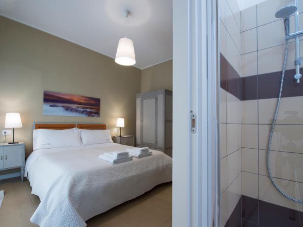 Tiffany Rooms : photo 4 de la chambre chambre lit queen-size avec balcon