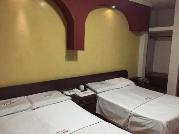 Hotel Xalapa : photo 1 de la chambre chambre quadruple