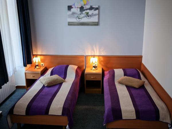 Hotel Veli Jože : photo 7 de la chambre chambre lits jumeaux