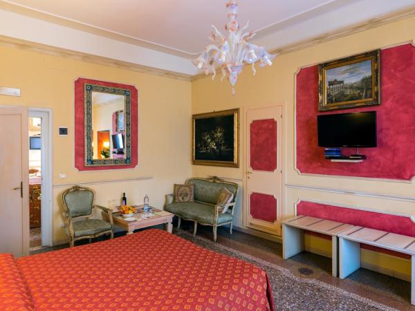 Antica Residenza D'Azeglio Room&Breakfast di Charme : photo 3 de la chambre chambre double ou lits jumeaux