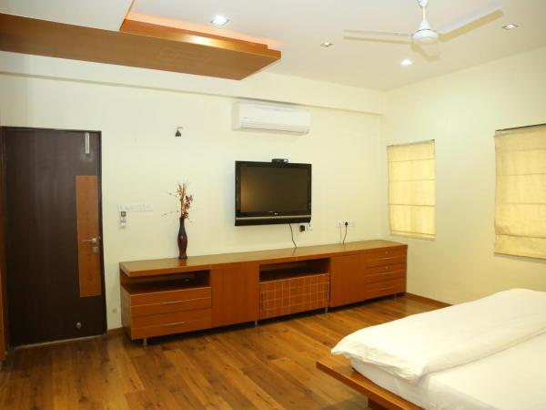 Swan Suites Madhapur : photo 9 de la chambre appartement avec balcon