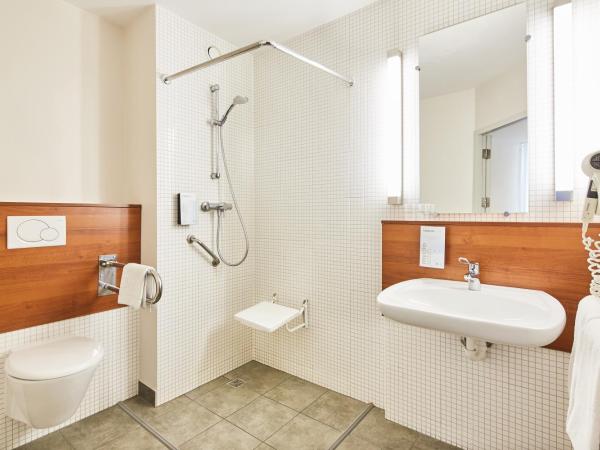 Campanile Łódź : photo 4 de la chambre chambre double