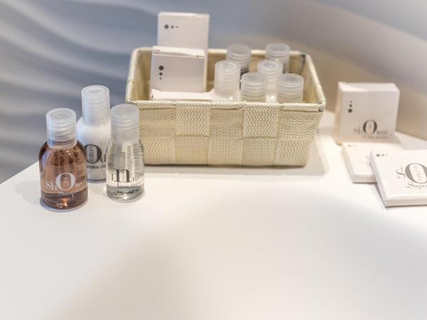 Relais Dei Mandorli : photo 4 de la chambre chambre lits jumeaux avec salle de bains privative séparée