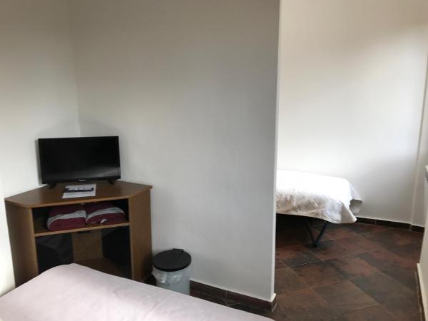 Bastide Ecurie Massilia : photo 2 de la chambre chambre double avec salle de bains commune