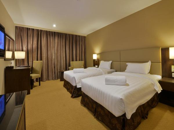 Lintas View Hotel : photo 5 de la chambre chambre lits jumeaux premier