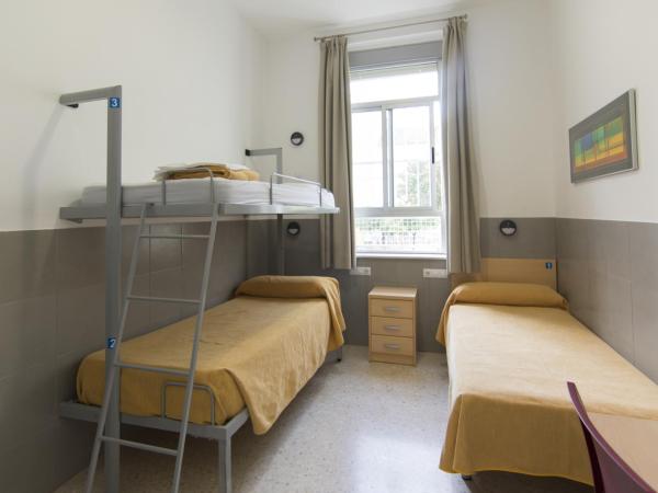 Albergue Inturjoven Malaga : photo 3 de la chambre lit simple en dortoir