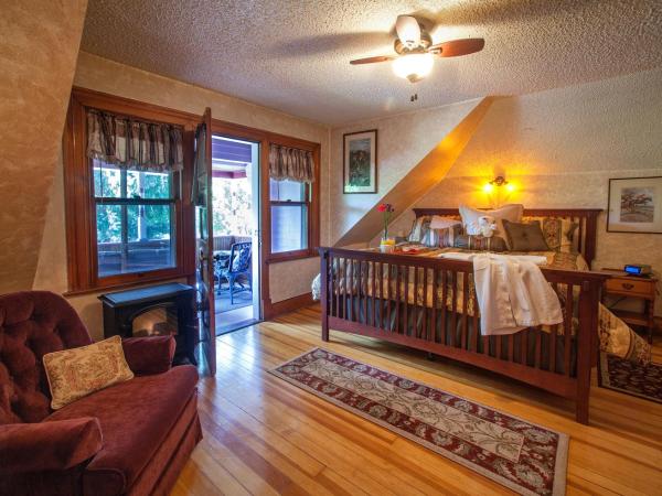Holden House 1902 Bed & Breakfast Inn : photo 3 de la chambre suite deluxe avec lit king-size