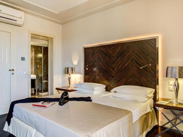 Hotel Byron : photo 7 de la chambre suite junior