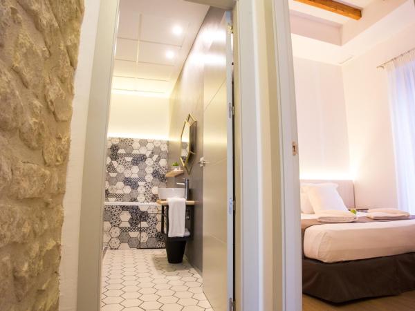 S30 Reina Victoria : photo 3 de la chambre appartement supérieur avec bain à remous