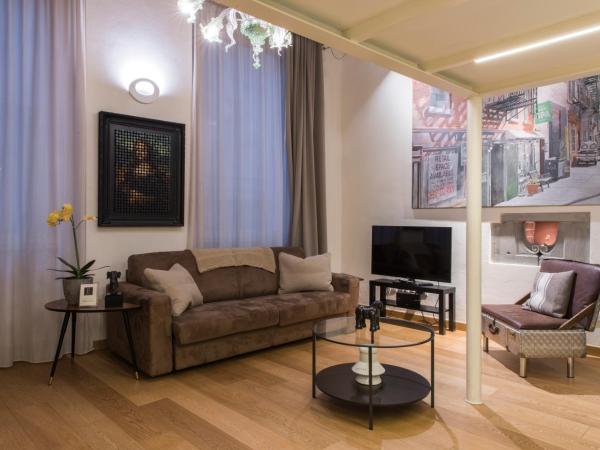 Florence Art Apartments : photo 2 de la chambre appartement en duplex