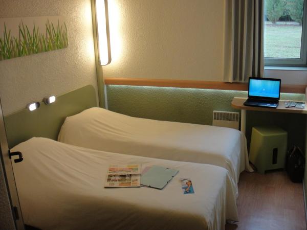 ibis budget Chtellerault Nord : photo 6 de la chambre chambre lits jumeaux