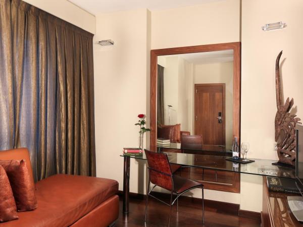 Hotel Gran Derby Suites, a Small Luxury Hotel of the World : photo 2 de la chambre chambre triple deluxe