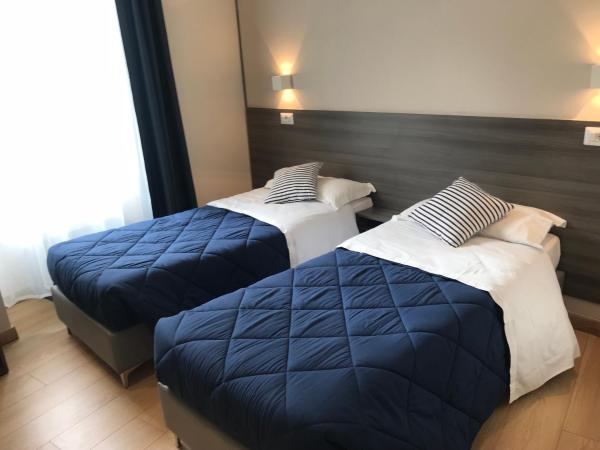 Boutique Hôtel Neptune Nice : photo 10 de la chambre chambre double ou lits jumeaux