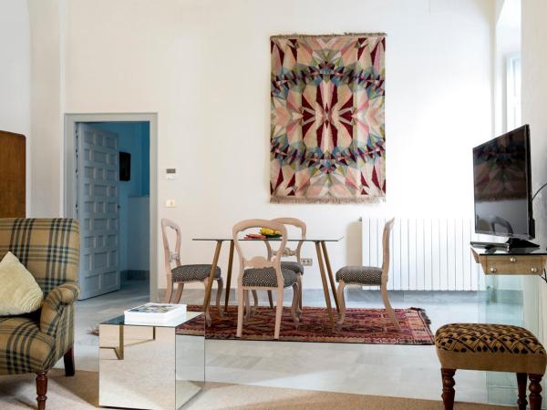 Palacio Mármoles : photo 5 de la chambre suite familiale