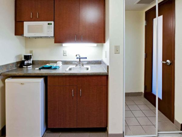 Hawthorn Suites by Wyndham Louisville East : photo 3 de la chambre suite 1 chambre lit king-size - non-fumeurs