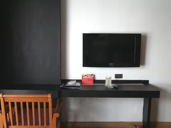 Grand Inn Hotel : photo 3 de la chambre chambre deluxe double ou lits jumeaux