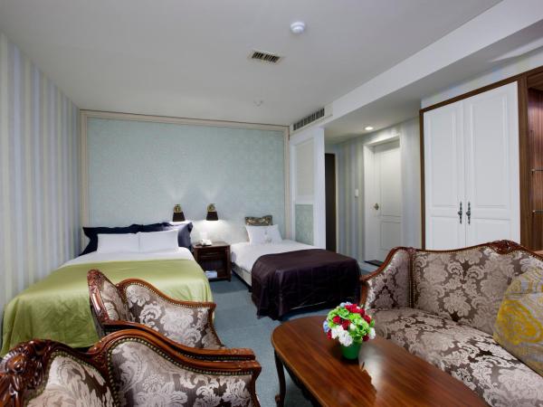 Central Tourist Hotel : photo 5 de la chambre chambre familiale deluxe