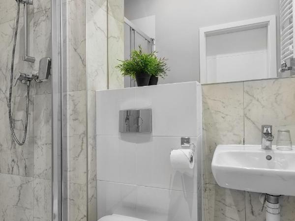 Cinema Rooms - Piotrkowska : photo 8 de la chambre studio double deluxe