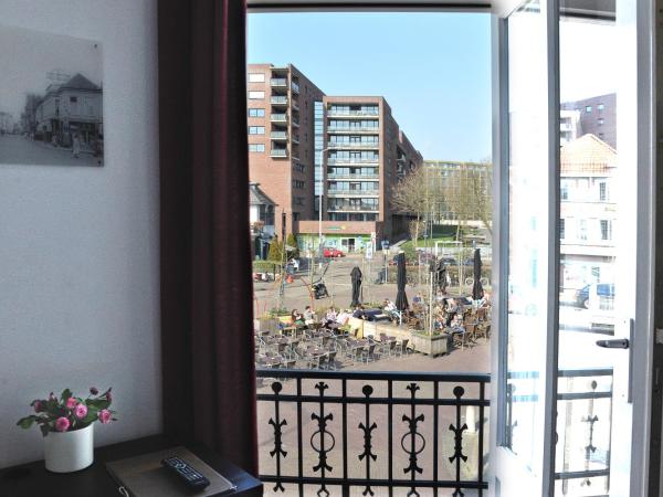 Hotel Benno : photo 3 de la chambre chambre triple avec toilettes communes