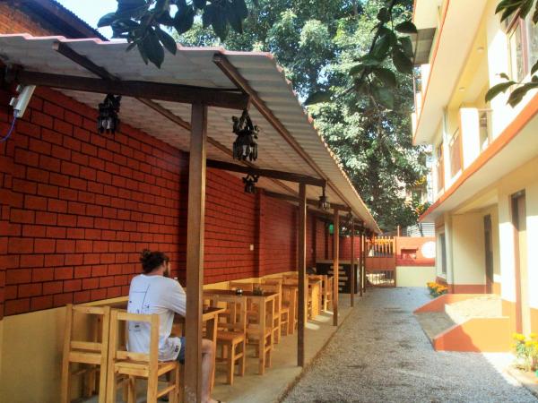 Kathmandu Village House : photo 7 de la chambre lit dans dortoir mixte de 6 lits