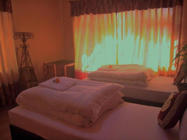 Kathmandu Village House : photo 2 de la chambre chambre lits jumeaux deluxe
