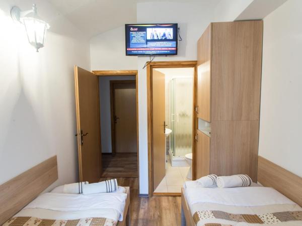 Guesthouse BED 4 YOU : photo 9 de la chambre chambre double