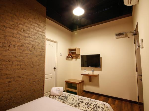 Art Cottage Hotel : photo 10 de la chambre chambre simple avec salle de bains privative