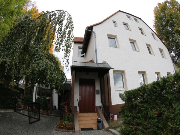 Gästehaus Palmengarten : photo 4 de la chambre chambre simple avec salle de bains commune