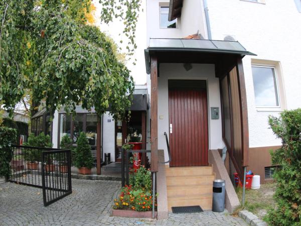 Gästehaus Palmengarten : photo 3 de la chambre chambre simple avec salle de bains commune
