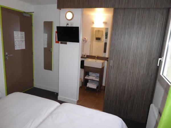 Hôtel Le Cosy Blois Villebarou : photo 3 de la chambre chambre lits jumeaux standard - 12 m2