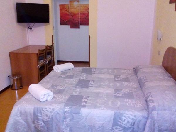 Hotel Tirreno : photo 7 de la chambre chambre double