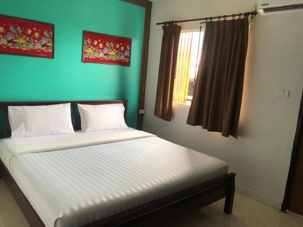 Pak Klong Room for rent : photo 6 de la chambre chambre double avec salle de bains privative