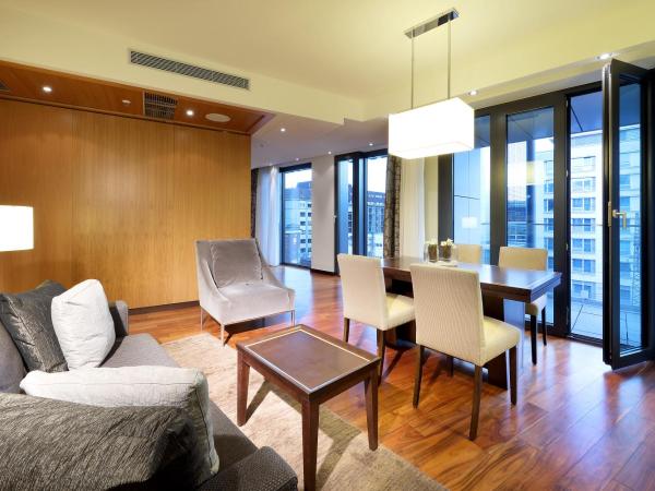 Eurostars Berlin : photo 4 de la chambre suite exécutive