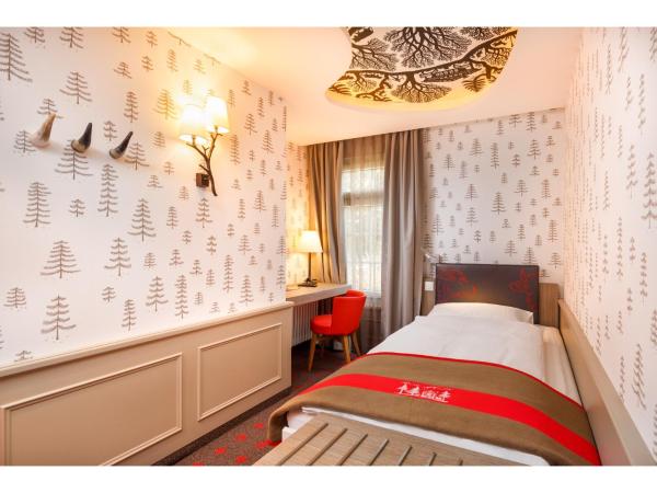 Swiss Night by Fassbind : photo 2 de la chambre chambre simple affaires 