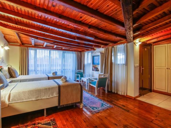 La Paloma Hotel : photo 3 de la chambre suite exécutive (jacuzzi) avec balcon