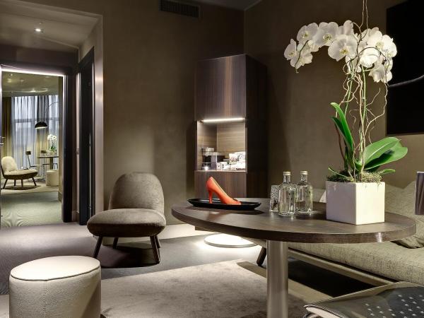 ME Milan Il Duca : photo 3 de la chambre suite junior communicante extra me+