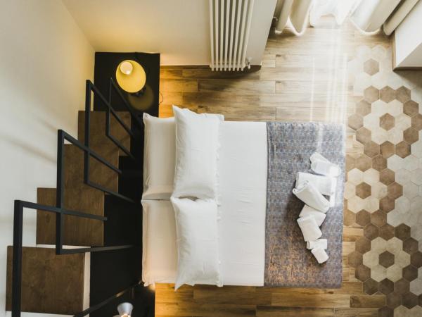 Catania House : photo 5 de la chambre chambre familiale supérieure avec balcon