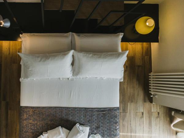 Catania House : photo 1 de la chambre chambre familiale supérieure avec balcon