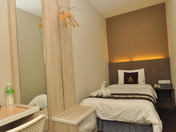 Art Cottage Hotel : photo 3 de la chambre chambre simple avec salle de bains privative