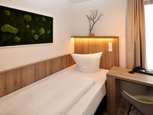 Hotel Perlach Allee by Blattl : photo 8 de la chambre chambre lits jumeaux