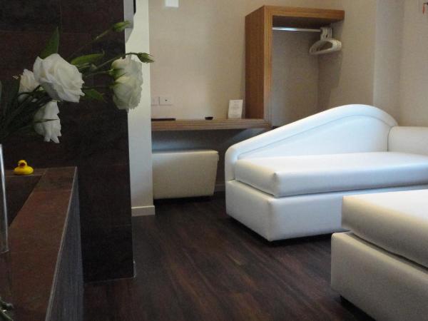 Bio Boutique Hotel XU' - Gruppo Ambienthotels : photo 1 de la chambre chambre deluxe avec 2 lits queen-size