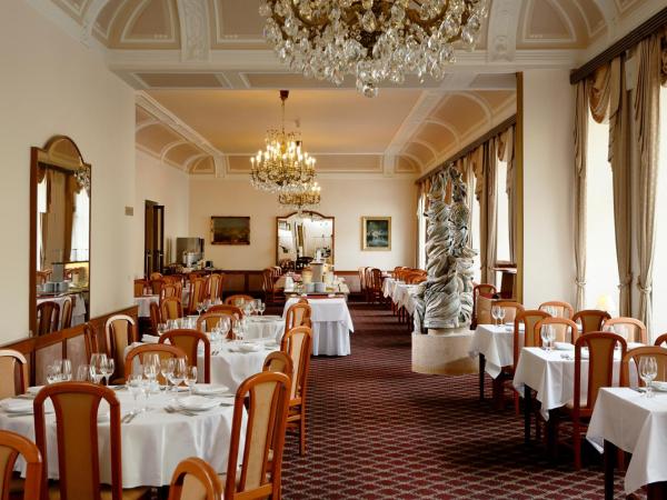 OREA Place Marienbad : photo 4 de la chambre suite junior