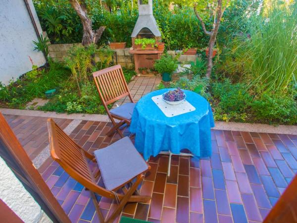 App. Fiorela : photo 8 de la chambre appartement - rez-de-chaussée