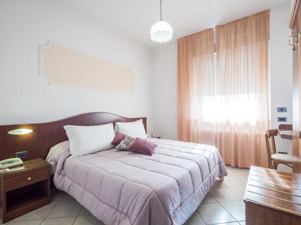 Grifone Hotel : photo 3 de la chambre chambre double ou lits jumeaux